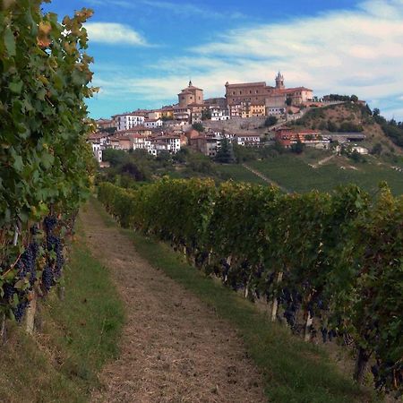 Appartement Agricola Domus à Barolo Extérieur photo